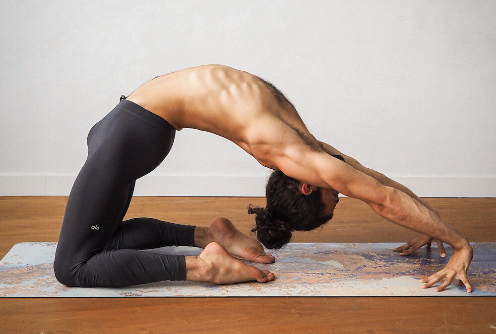 Workshop Beyond Bends: Fluid Backbending & Mindful Mobility with Alex Perez May 11th